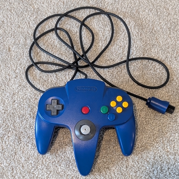 Original Nintendo 64 Controller, Blue Color - Picture 2 of 6